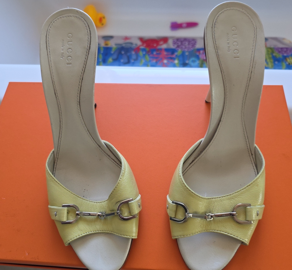 Gucci Yellow Leather Open-Toe Mule Sandals with Horsebit